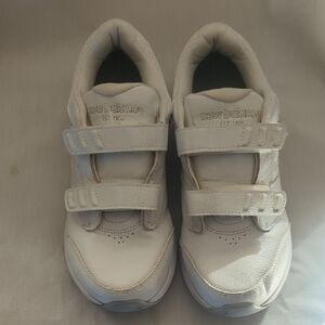 New Balance Kids White Velcro Sneakers